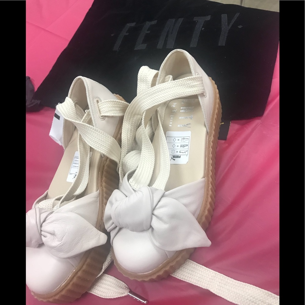 Fenty Rihanna Shoes size 6
